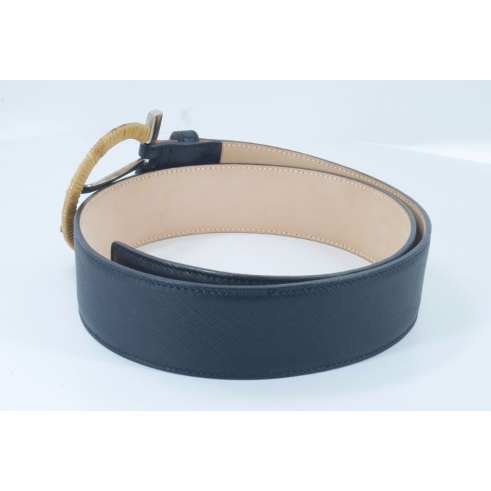 Ferragamo black leather belt with wicker Gancini Buckle