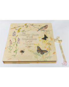 The Country Diary of an Edwardian Lady - Photograph Album