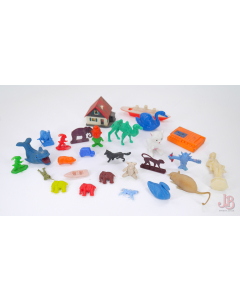 Vintage 1960s 70s 80s - Job Lot plastic toys / figures - Hong Kong

