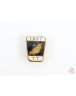 Vintage Isle of Mann TT Motorcycle Motorbike Racing metal enamel pin badge  1967