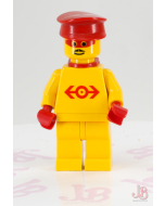 Lego minifigure trn102a LEGO Loco Super Station Master with Red Plastic Cape
