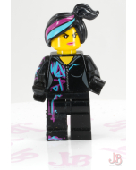Lego minifigure tlm083 Lucy Wyldstyle - Closed Mouth -Chewed